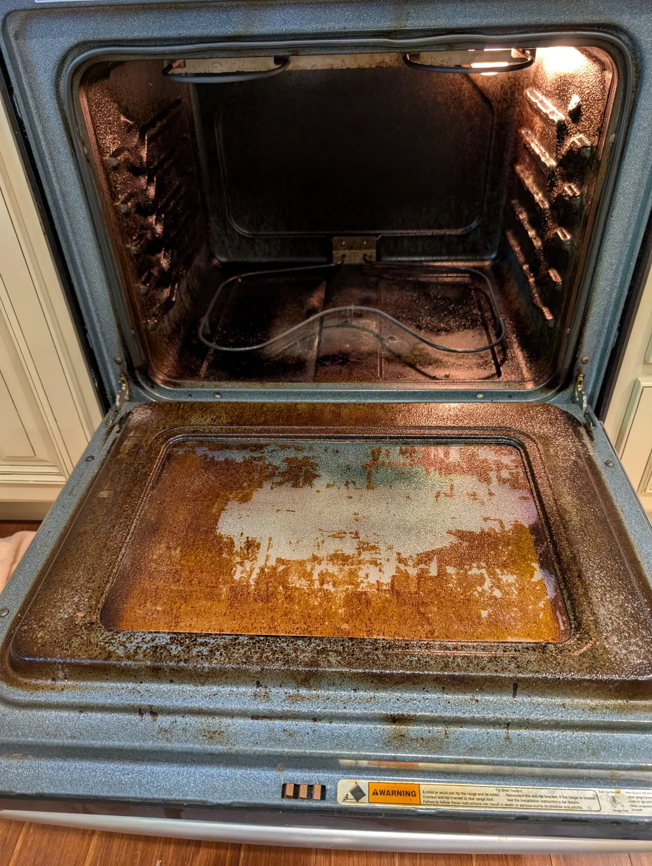 Move-Out Cleaning before - Total Cleaning Service